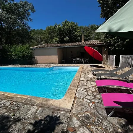 Charmante A Avec Piscine Privee *