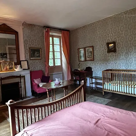 Charmante A Avec Piscine Privee