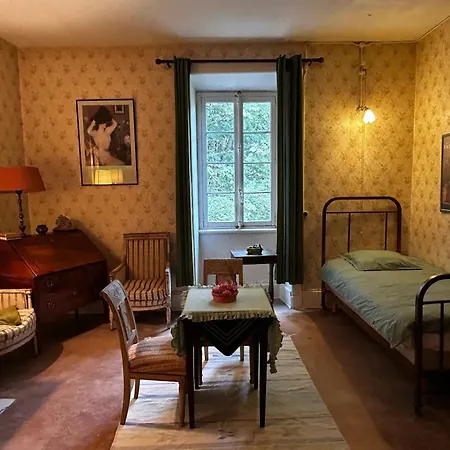 Charmante A Avec Piscine Privee 빌라 Berrias-et-Casteljau